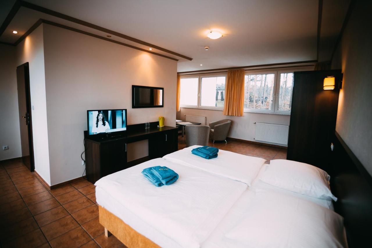 Wodnik Turawa Hotel Eksteriør billede