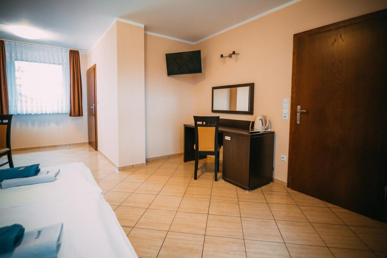 Wodnik Turawa Hotel Eksteriør billede