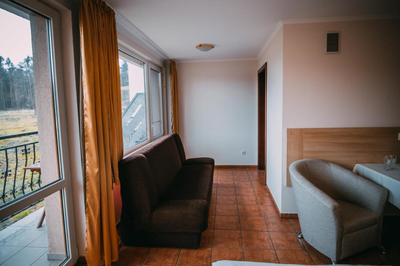 Wodnik Turawa Hotel Eksteriør billede